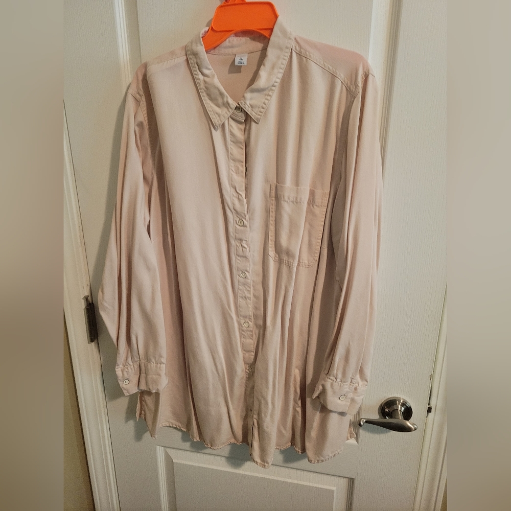 Old Navy 3x button-up pale pink shirt